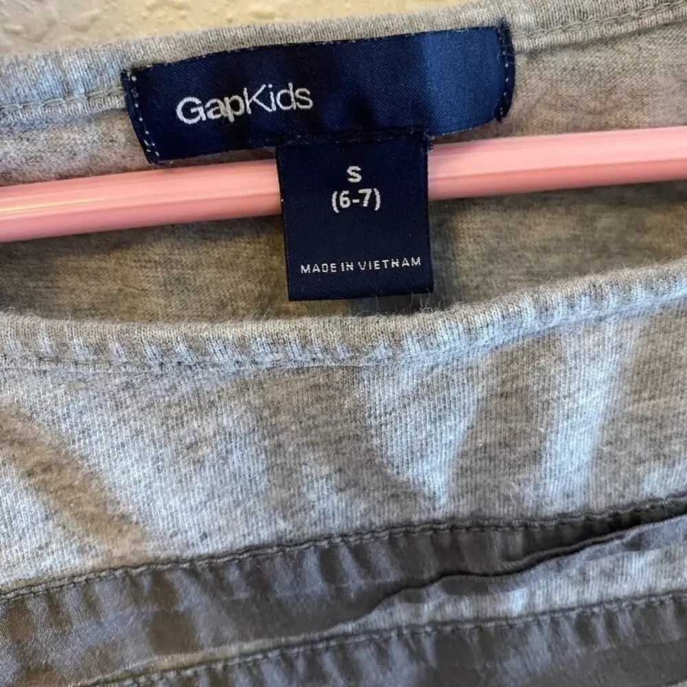 Gap Kids‎ Girl's Gray 3/4 Sleeve Ruffled Striped Cotton Silk Top Size S (6-7)